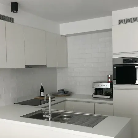 Residentie Ma-elle 4 Delacenseriestraat * De Haan