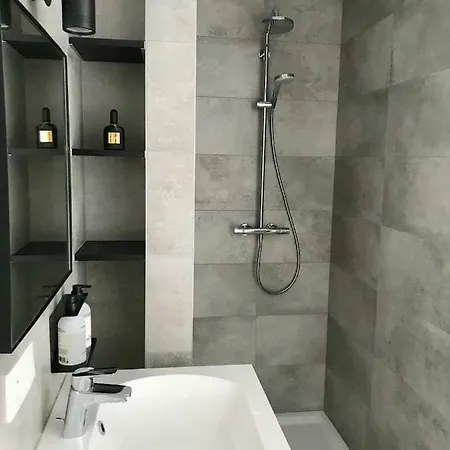 Residentie Ma-elle 4 Delacenseriestraat * De Haan